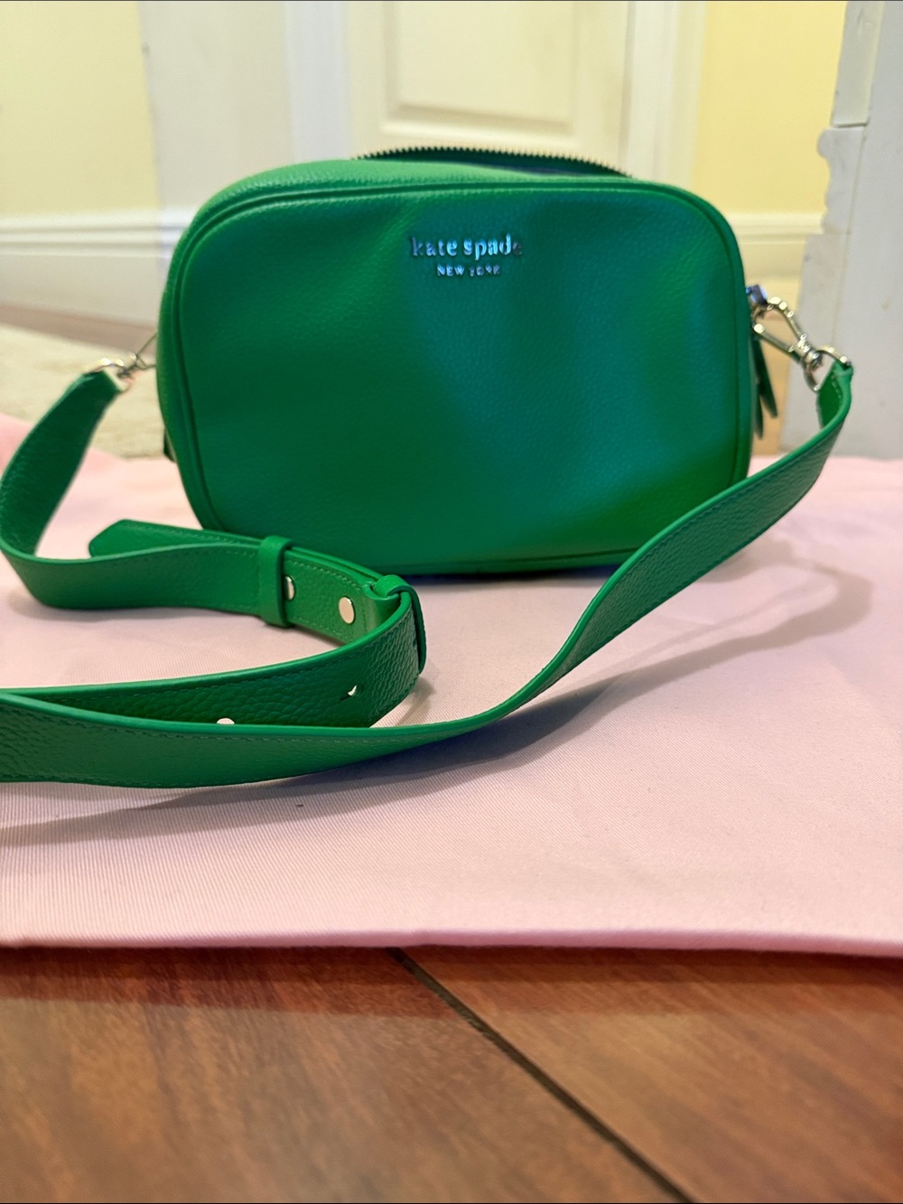 kate spade green leather camera crossbody